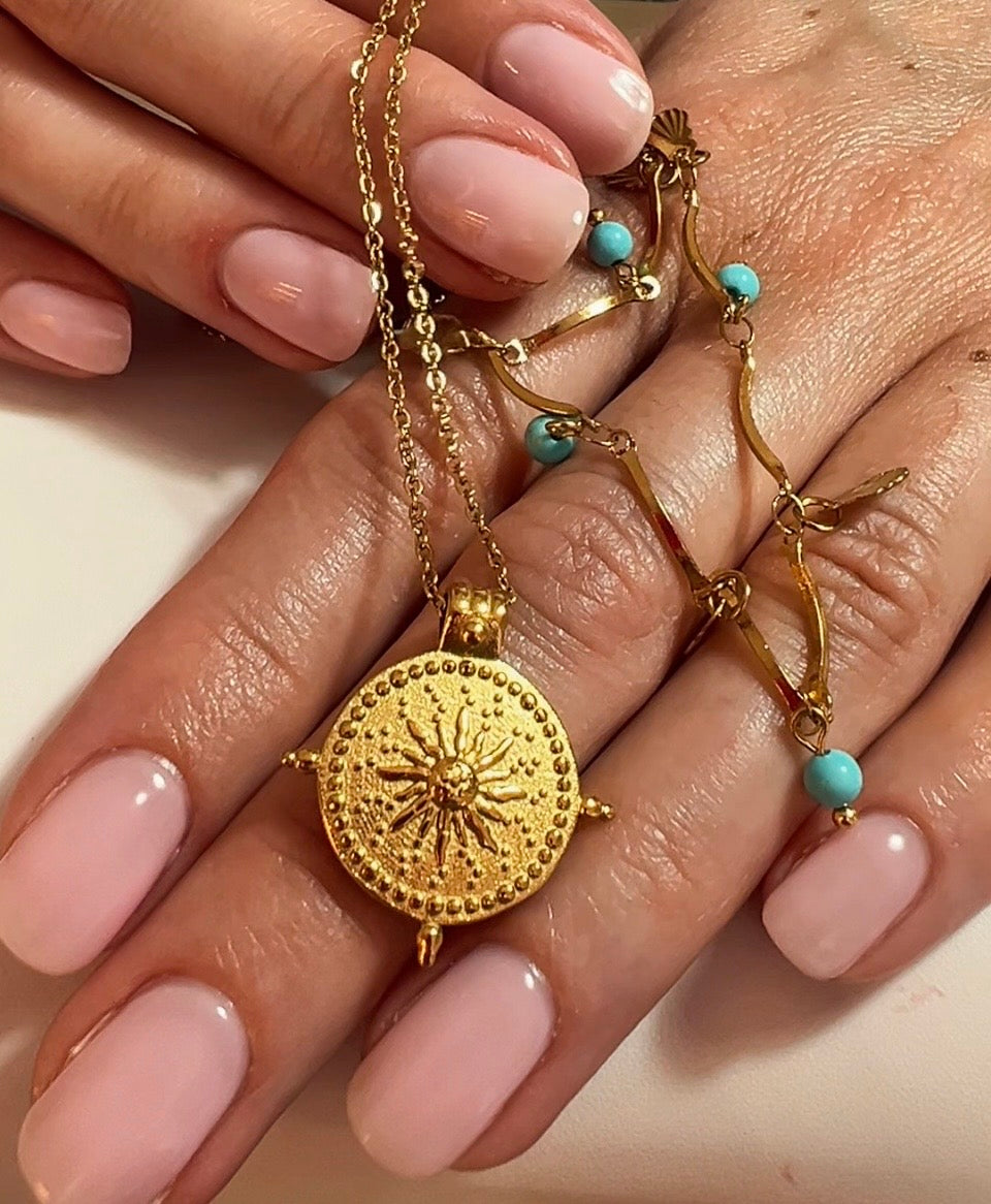 18k Gold Sun Compass Pendant Necklace