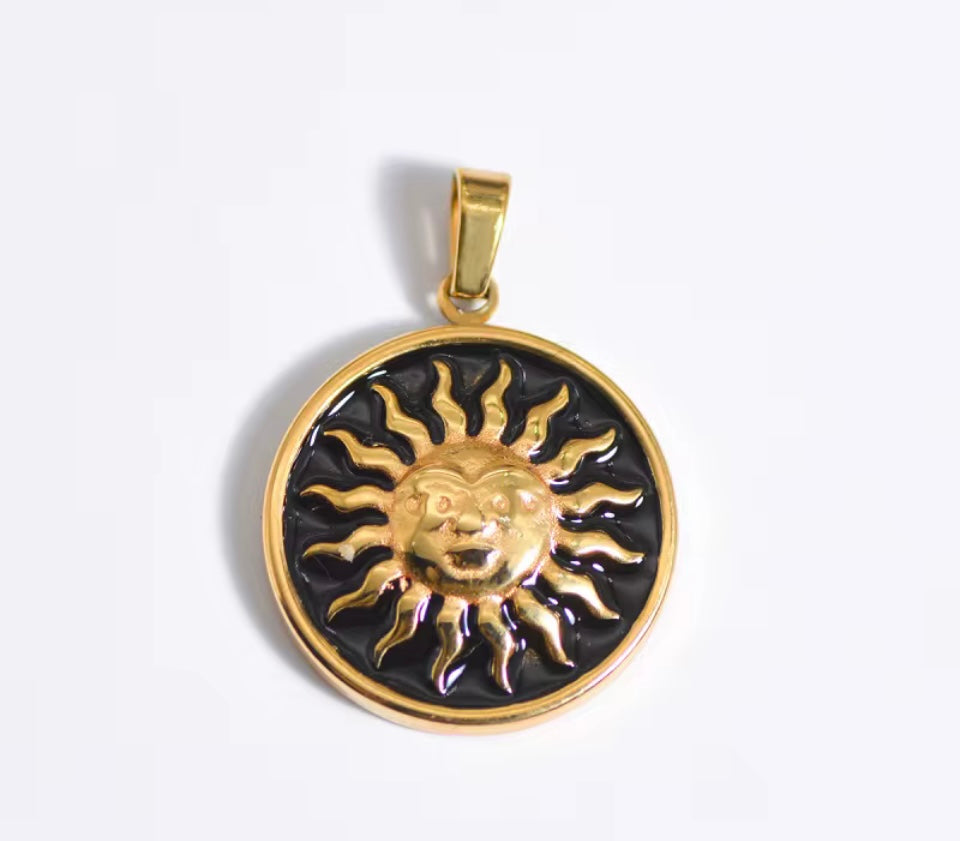 Charms & Pendants