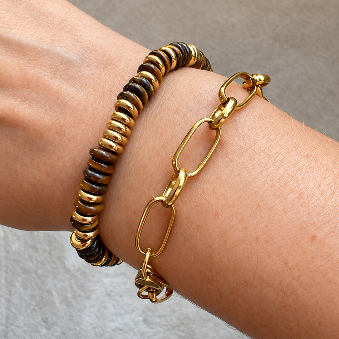 Oval Wide Loop Bracelet Gold