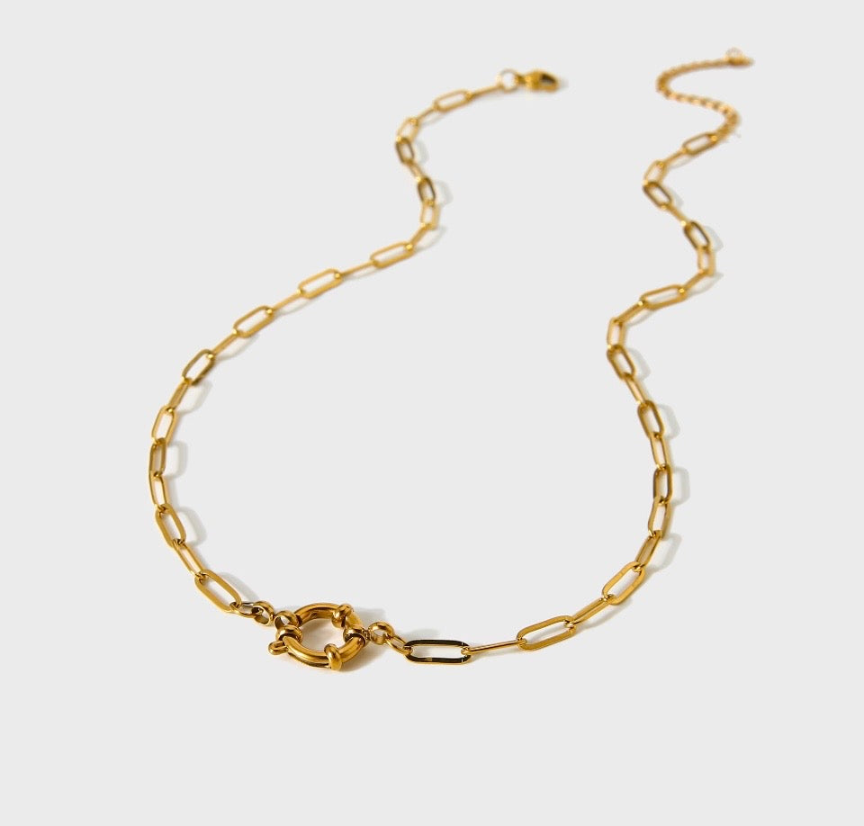 18k Gold Paperclip Necklace