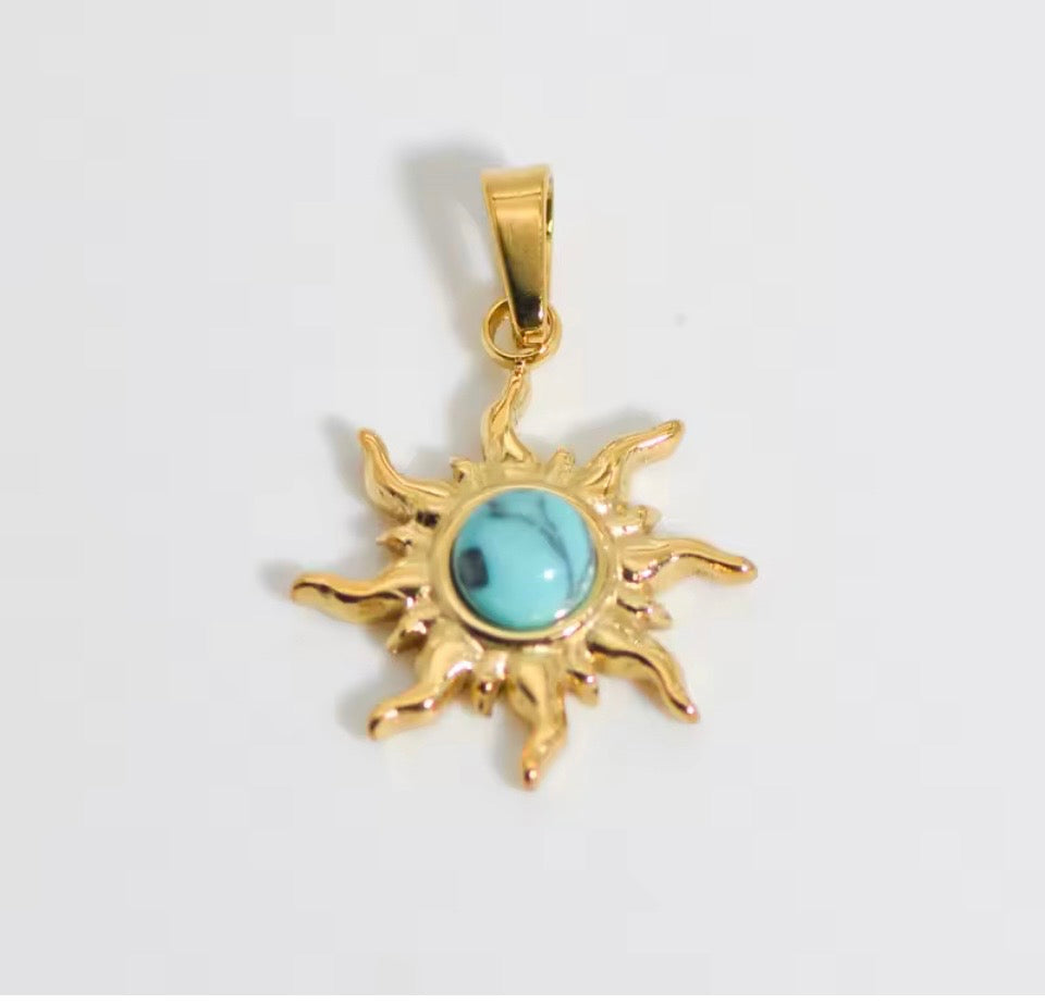Charms & Pendants