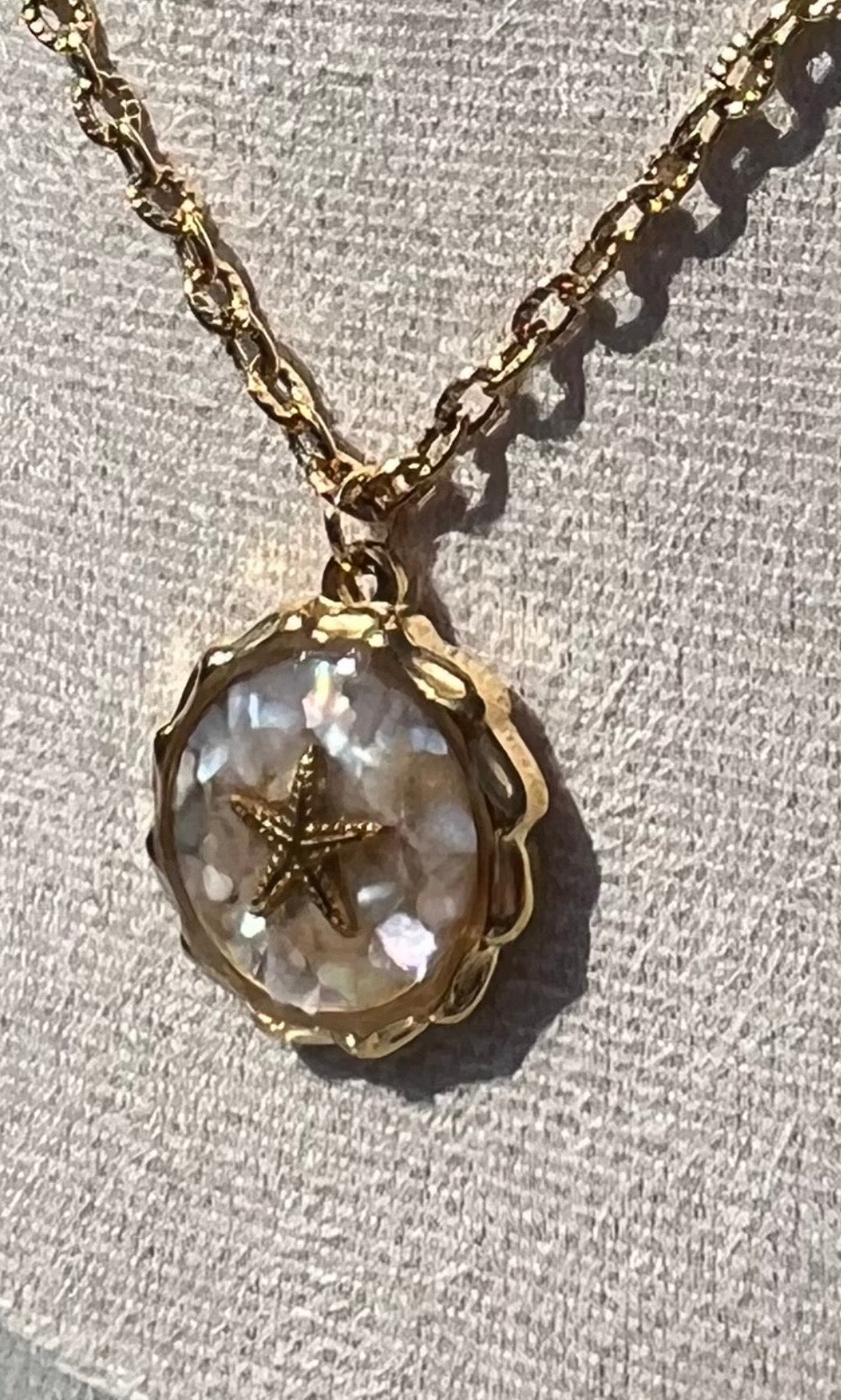 18k GOLDEN STARFISH PENDANT NECKLACE SUMMER 2026