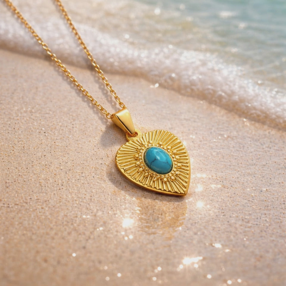 18K GOLD HEART AND TURQUOISE STONE PENDANT NECKLACE