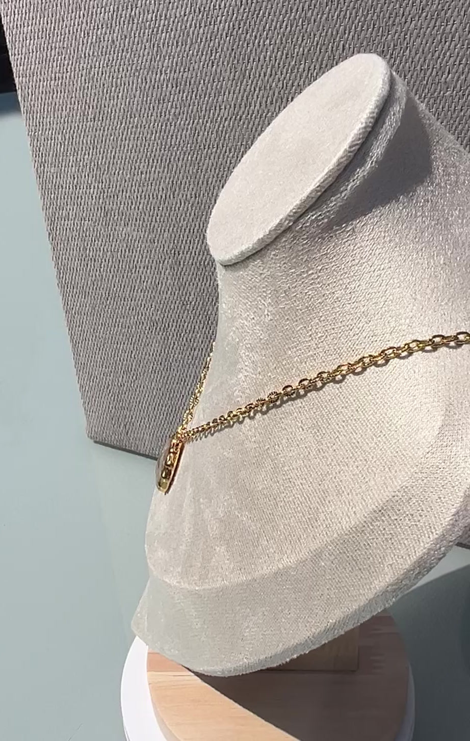 SHELL PENDANT NECKLACE SUMMER 2026